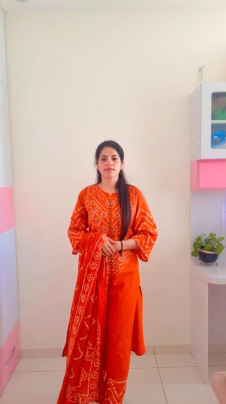 Aabha - A touch of Bandhani