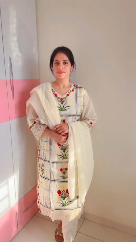 Gulkari Jaal - The Ivory Bloom Set